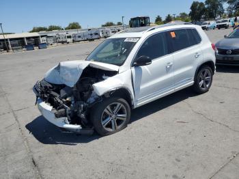  Salvage Volkswagen Tiguan