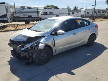  Salvage Kia Forte
