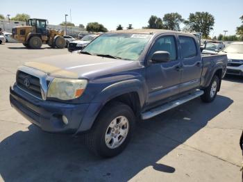  Salvage Toyota Tacoma