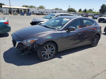  Salvage Mazda 3