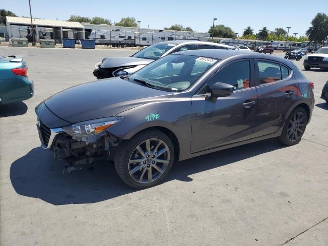  Salvage Mazda 3