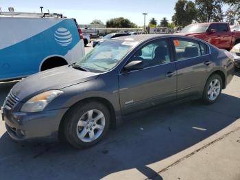  Salvage Nissan Altima