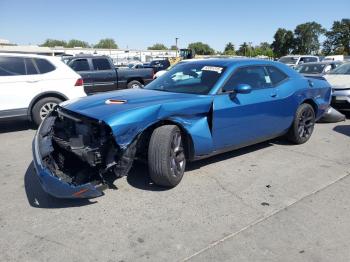  Salvage Dodge Challenger