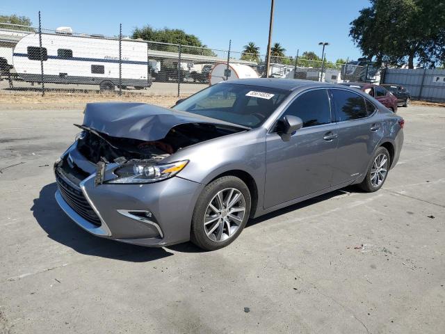  Salvage Lexus Es