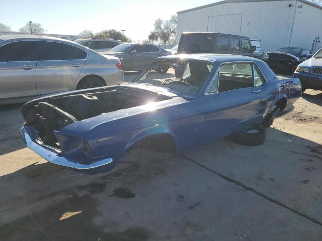  Salvage Ford Mustang