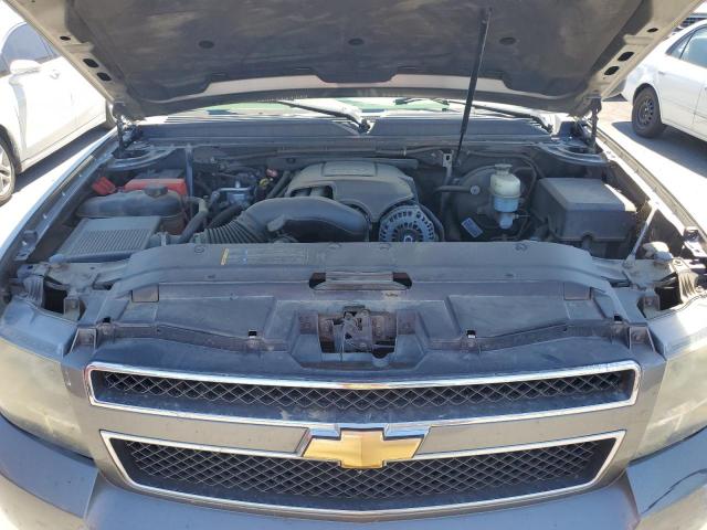 Chevrolet Suburban K1500 Image 8