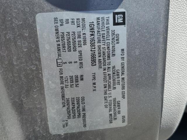 Chevrolet Suburban K1500 Image 6