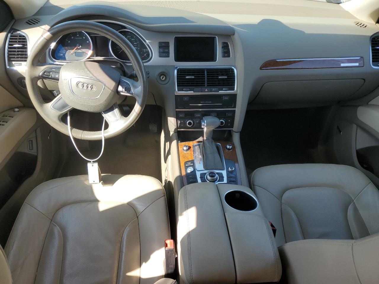 Audi Q7 Premium Plus Image 10