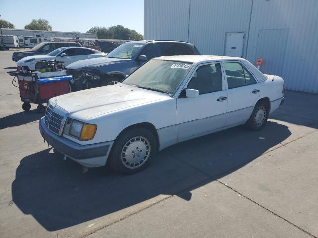  Salvage Mercedes-Benz 300-Class