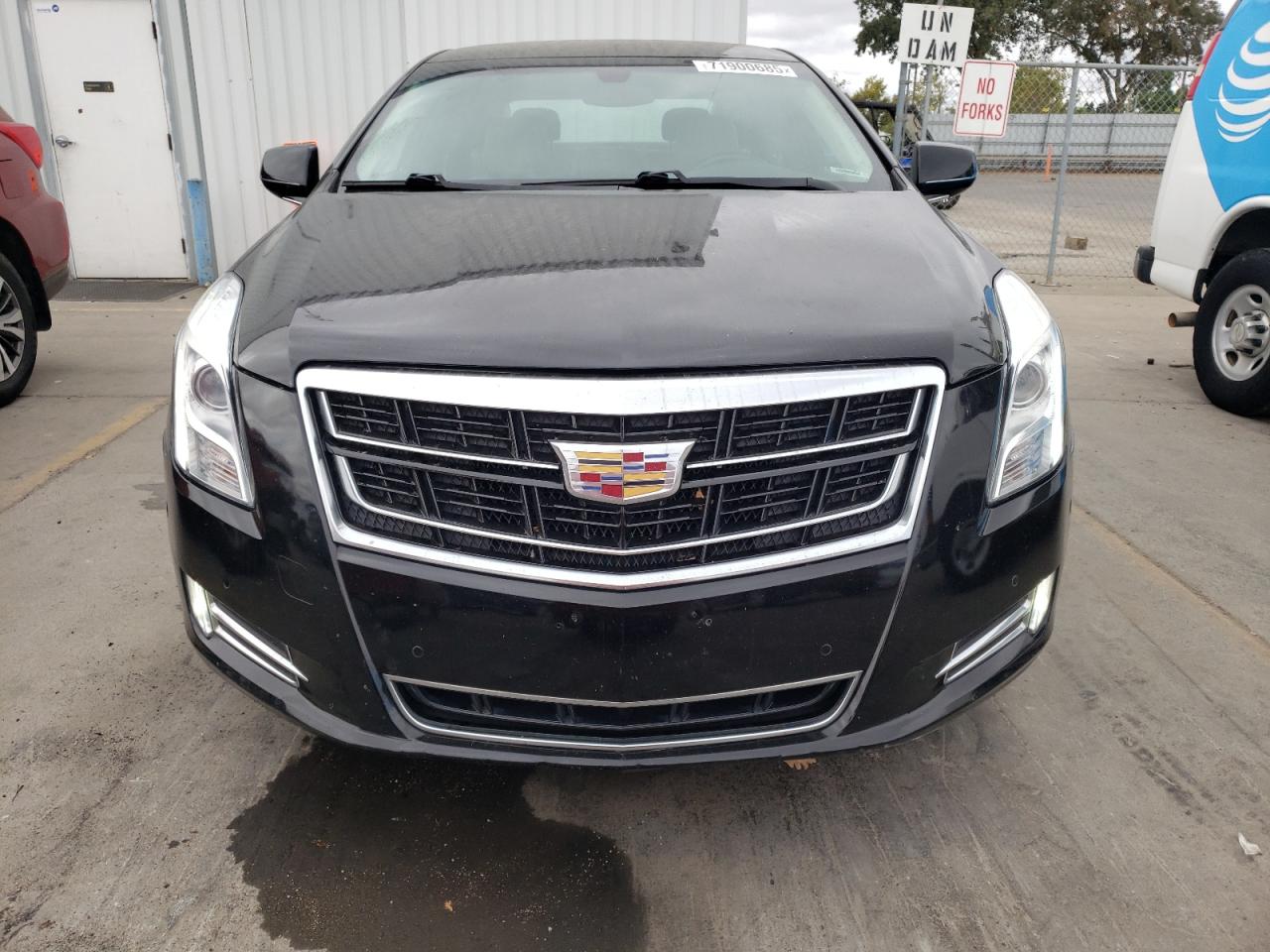 Cadillac XTS Luxury Image 12