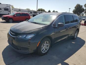  Salvage Chrysler Minivan