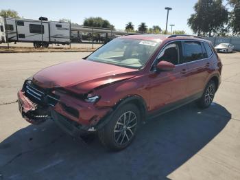  Salvage Volkswagen Tiguan