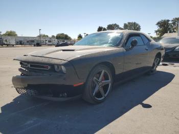  Salvage Dodge Challenger