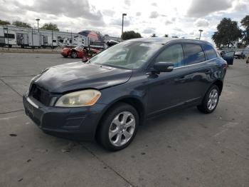  Salvage Volvo XC60