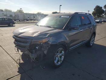  Salvage Ford Explorer