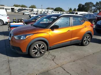  Salvage Nissan Kicks