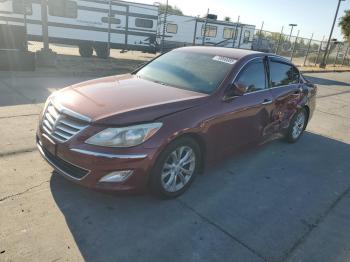  Salvage Hyundai Genesis