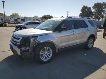  Salvage Ford Explorer