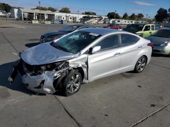  Salvage Hyundai ELANTRA
