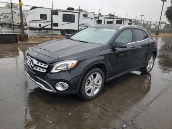  Salvage Mercedes-Benz GLA