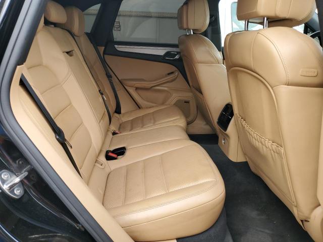 Porsche Macan S Image 10