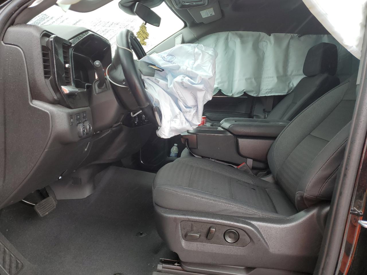 Chevrolet Silverado K1500 Lt Image 3