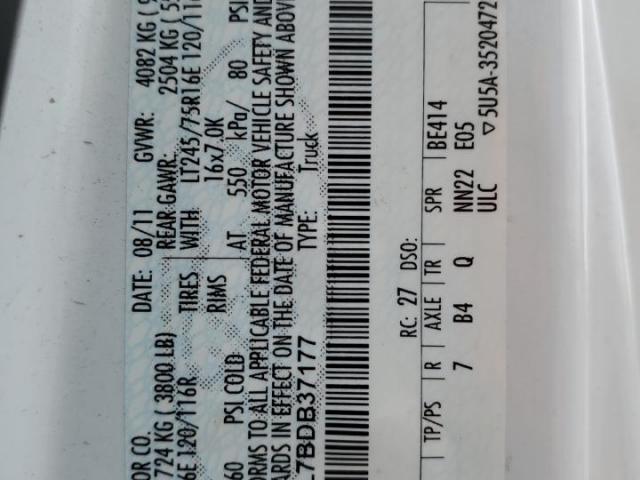 Ford Econoline E250 Van Image 10