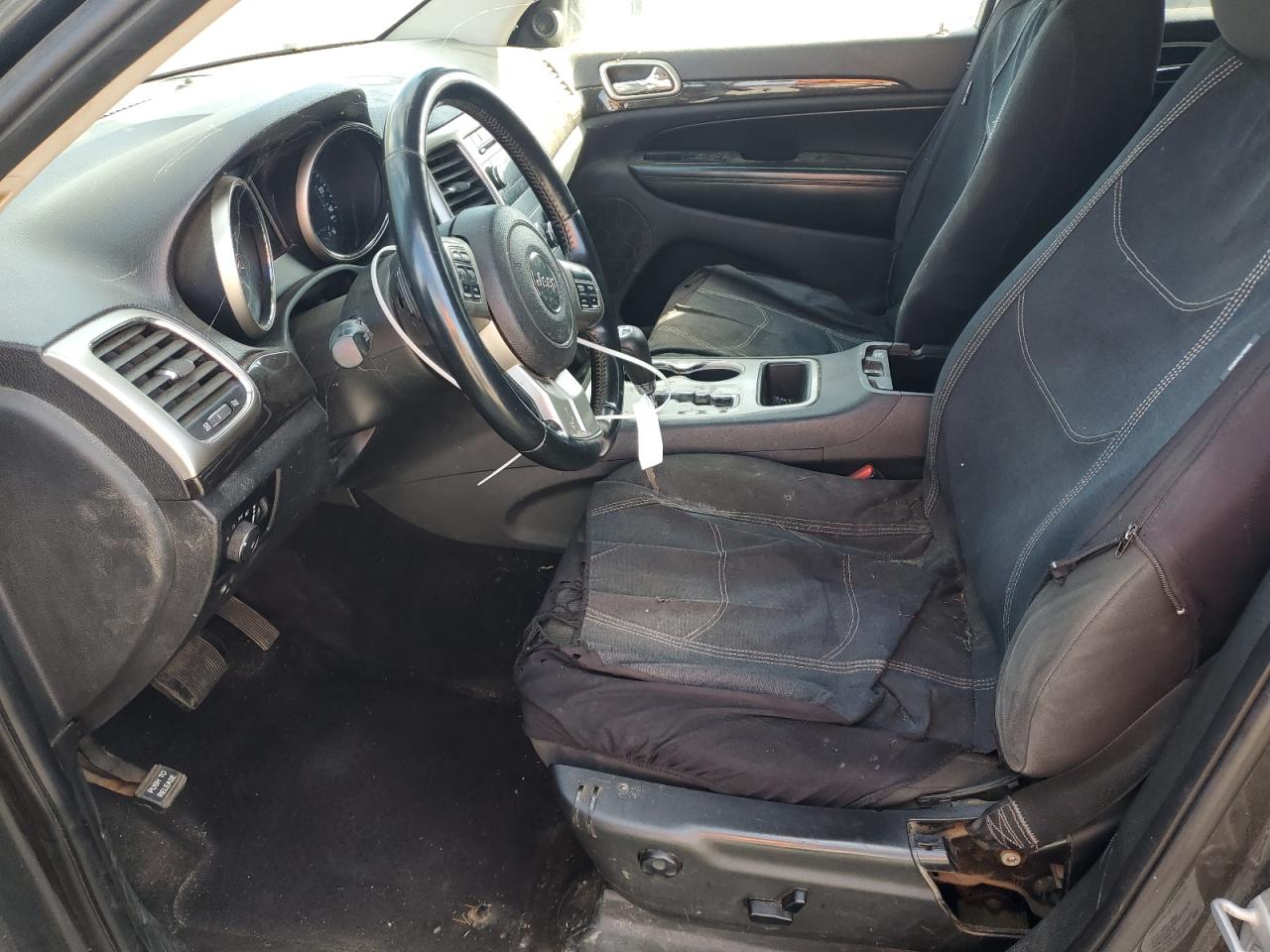 Jeep Grand Cherokee Laredo Image 6