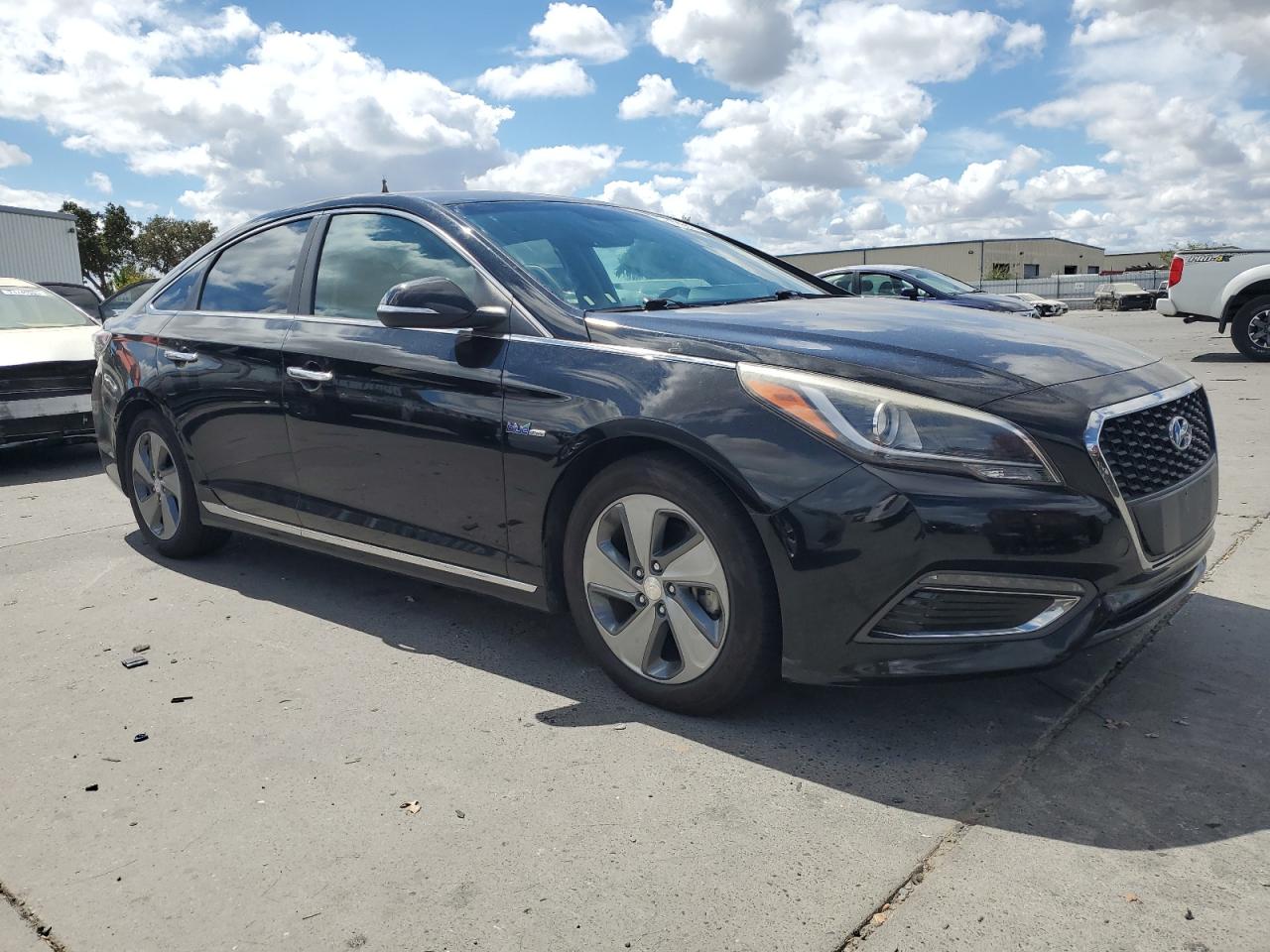 Hyundai SONATA Hybrid Image 7