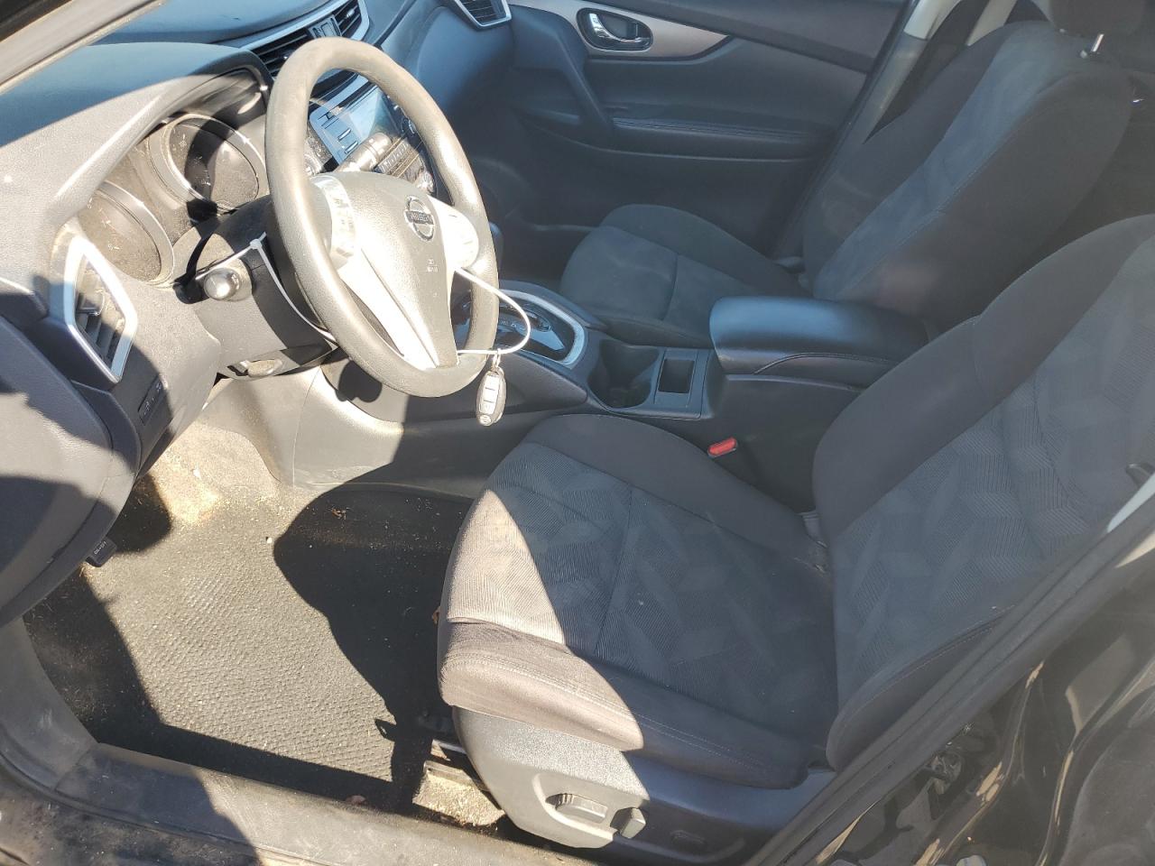 Nissan Rogue S Image 6