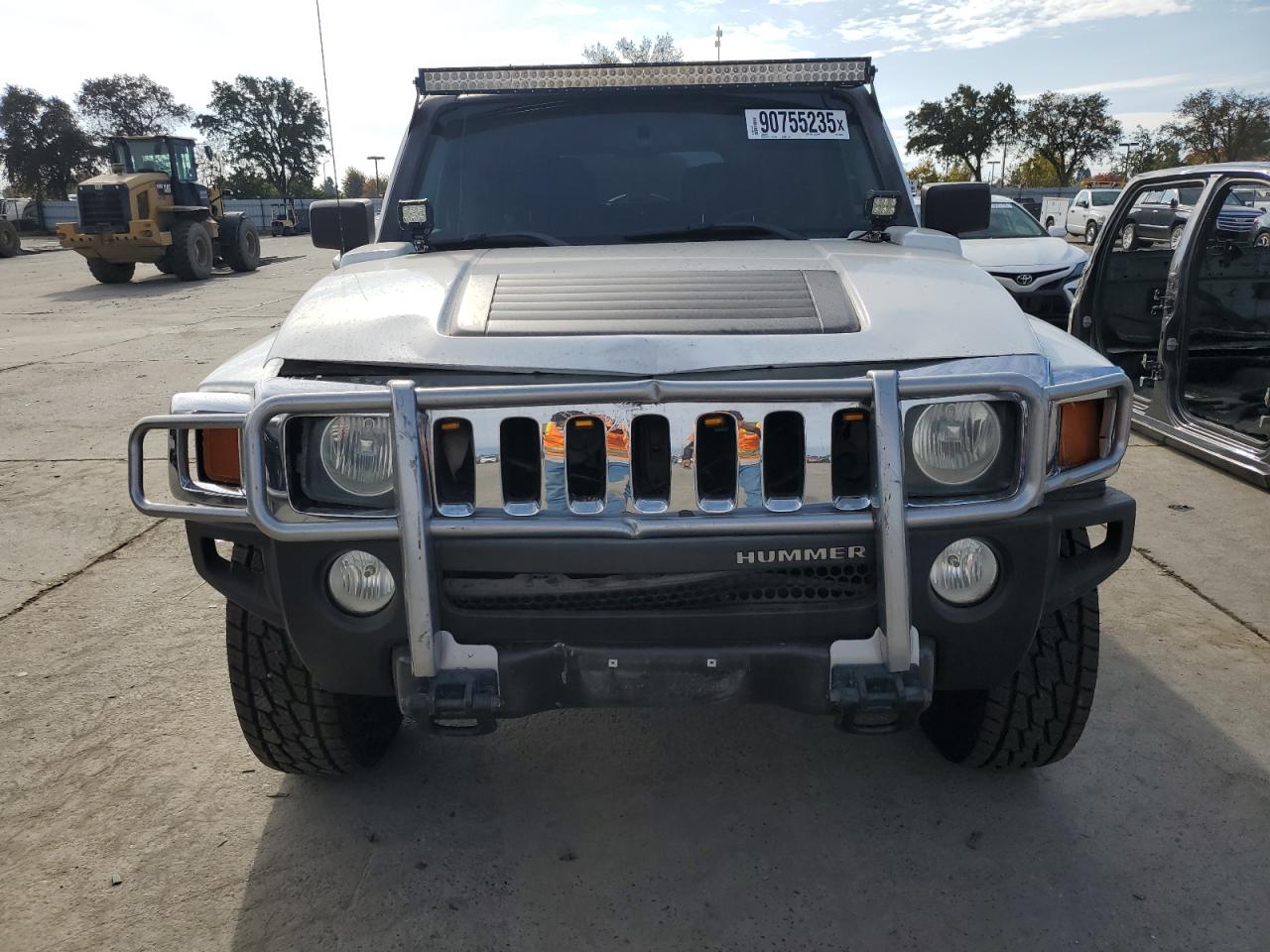 HUMMER H3 Image 6