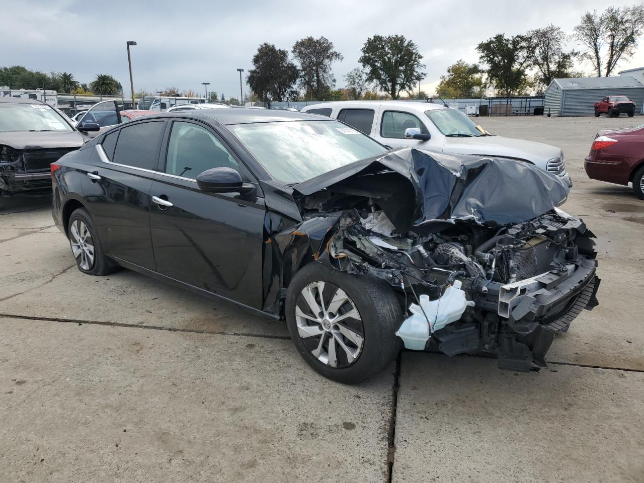 Nissan Altima S Image 3