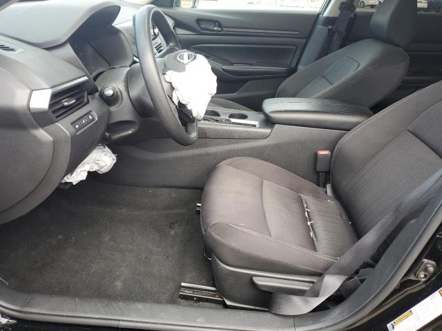 Nissan Altima S Image 7