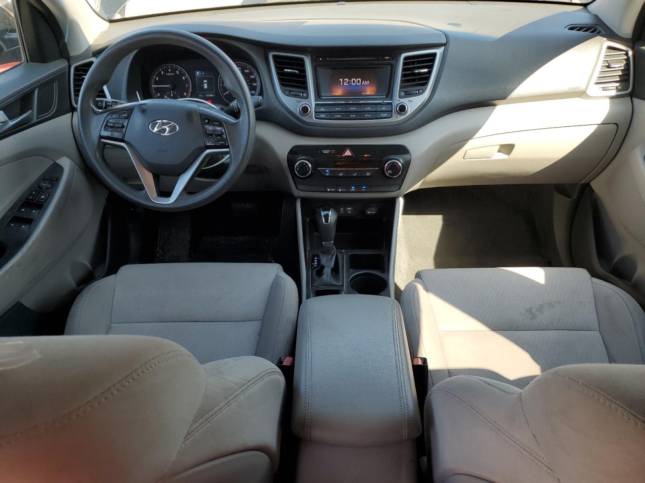 Hyundai TUCSON Limited Image 4