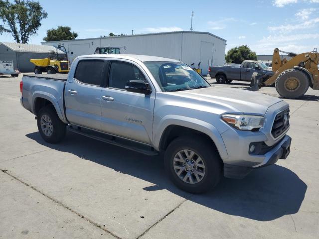Toyota Tacoma Double Cab Image 9