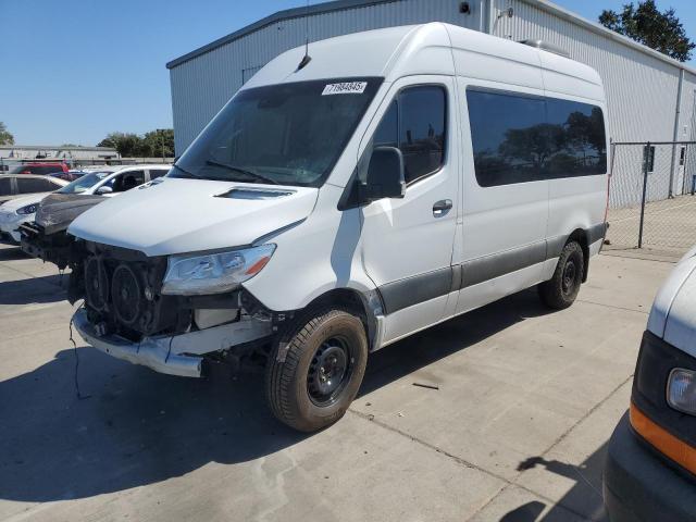  Salvage Mercedes-Benz Sprinter