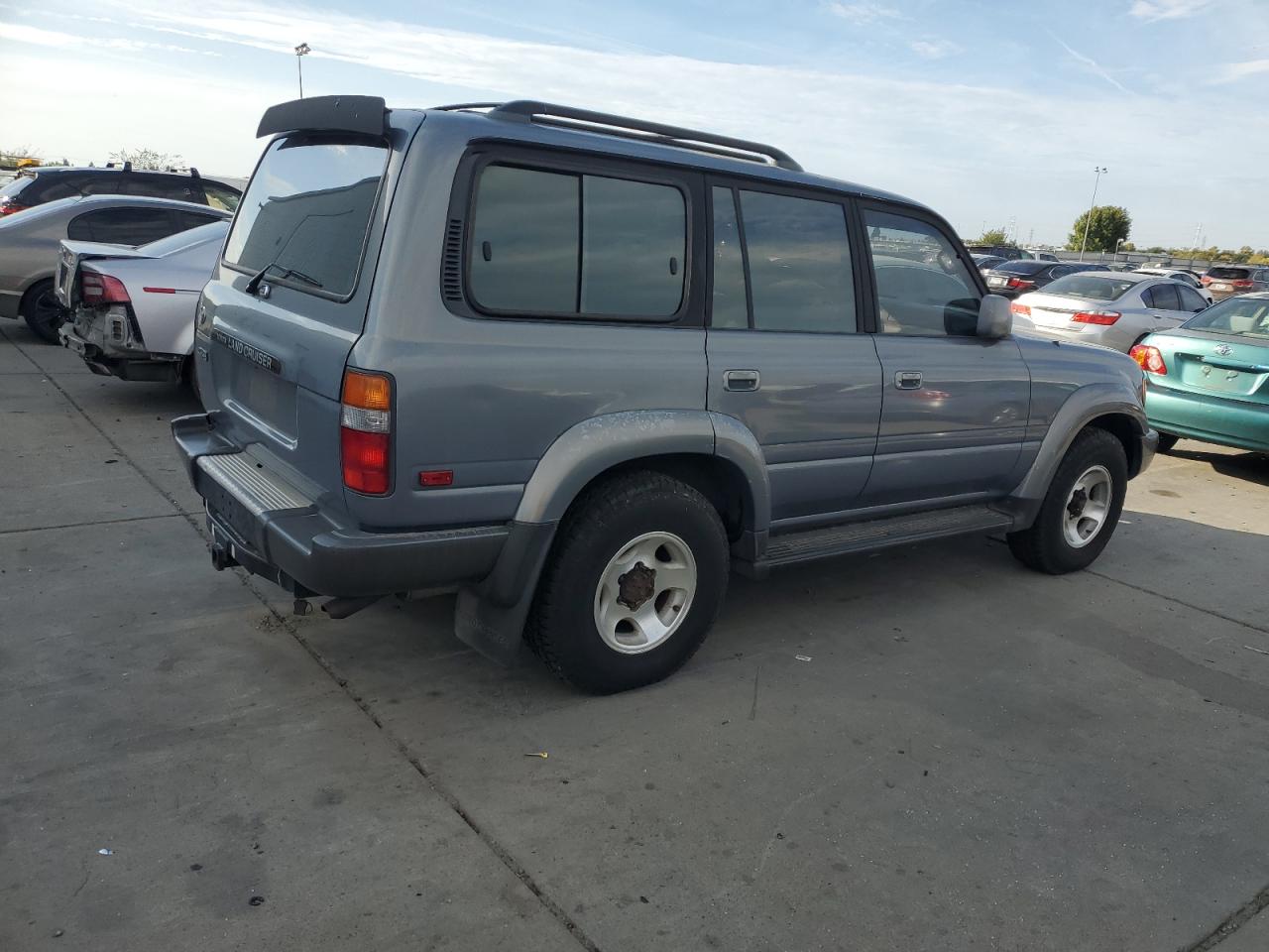 Toyota Land Cruis Hj85 Image 5