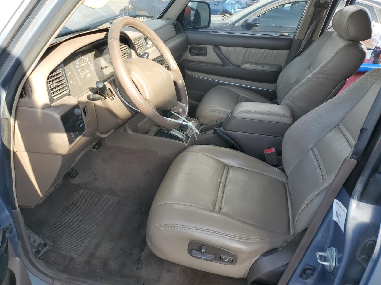 Toyota Land Cruis Hj85 Image 9