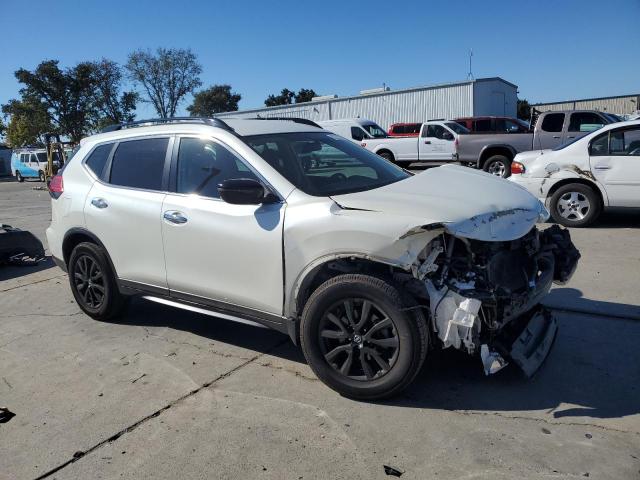 Nissan Rogue S Image 3