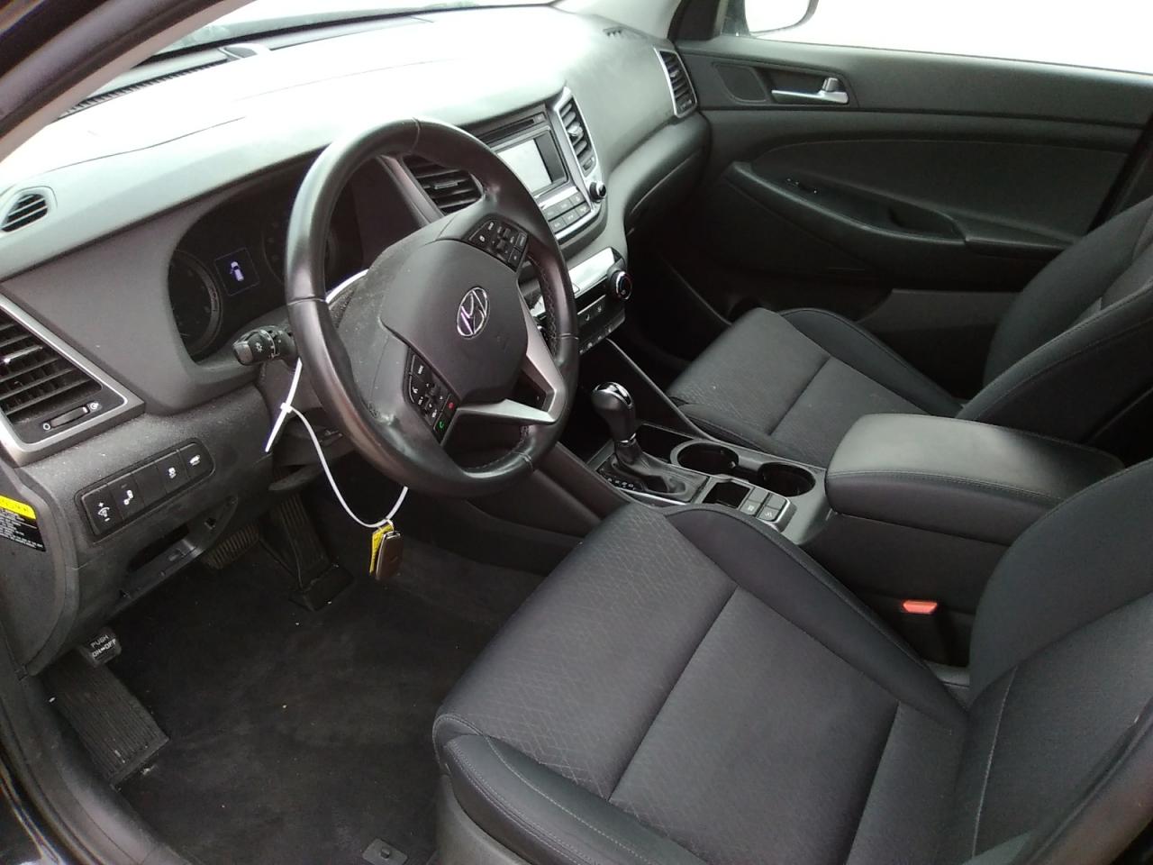 Hyundai TUCSON Limited Image 10