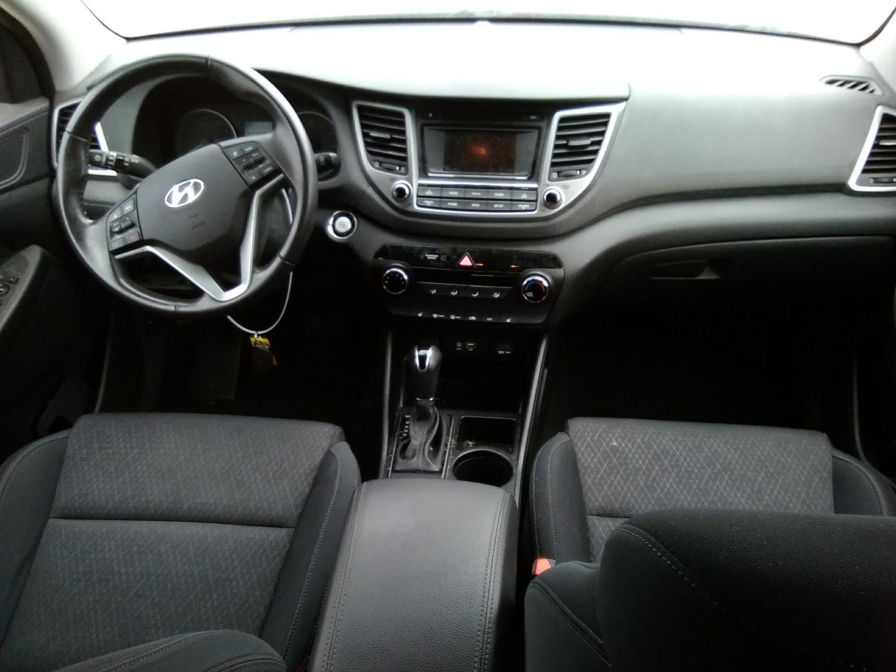 Hyundai TUCSON Limited Image 13