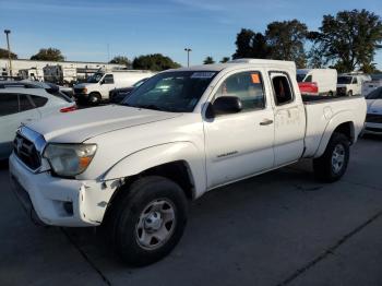  Salvage Toyota Tacoma