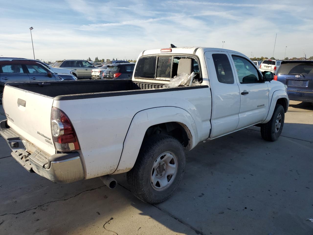 Toyota Tacoma Prerunner Access Cab Image 5
