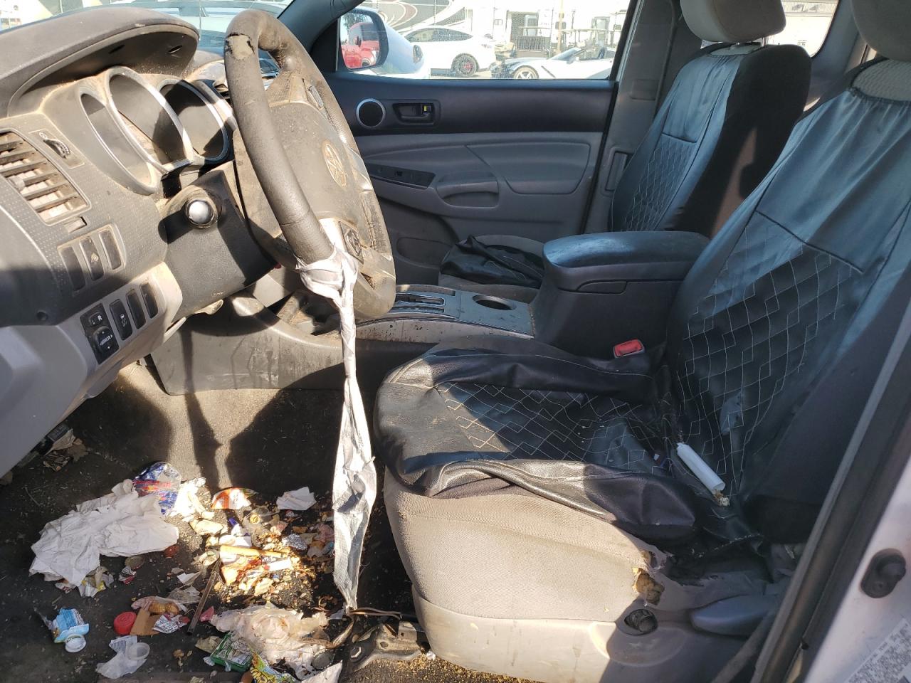 Toyota Tacoma Prerunner Access Cab Image 7