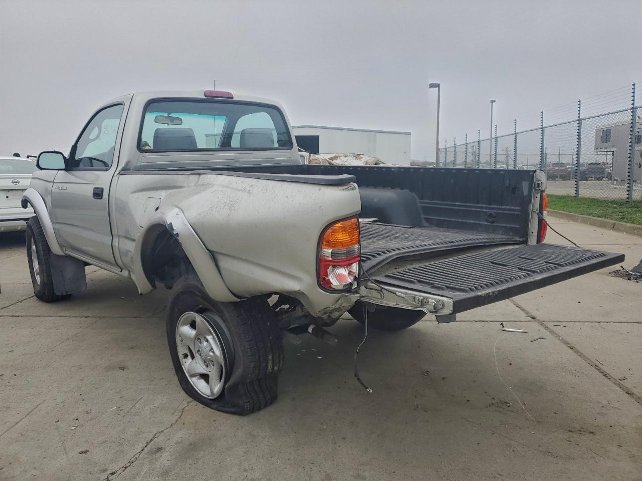 Toyota Tacoma Prerunner Image 5