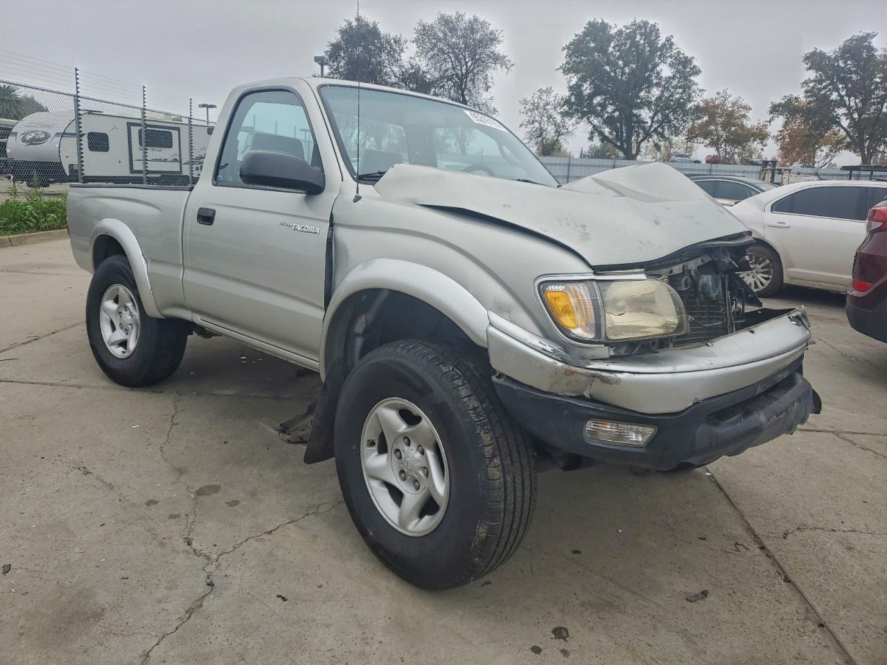 Toyota Tacoma Prerunner Image 3