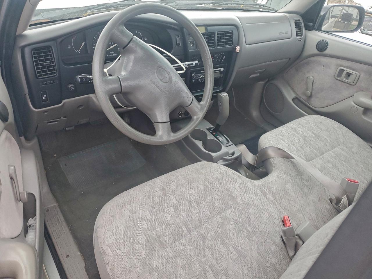 Toyota Tacoma Prerunner Image 8