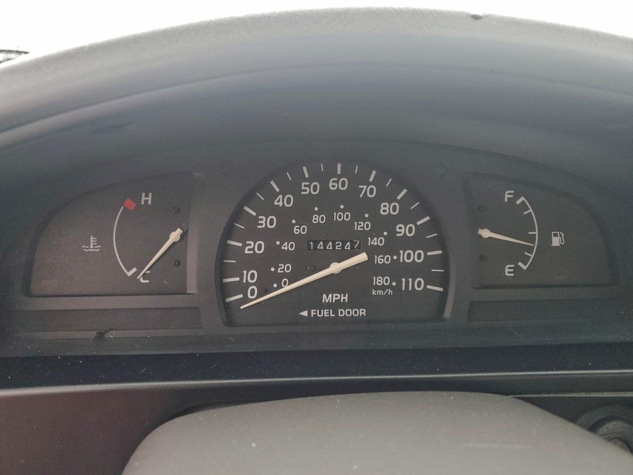 Toyota Tacoma Prerunner Image 2