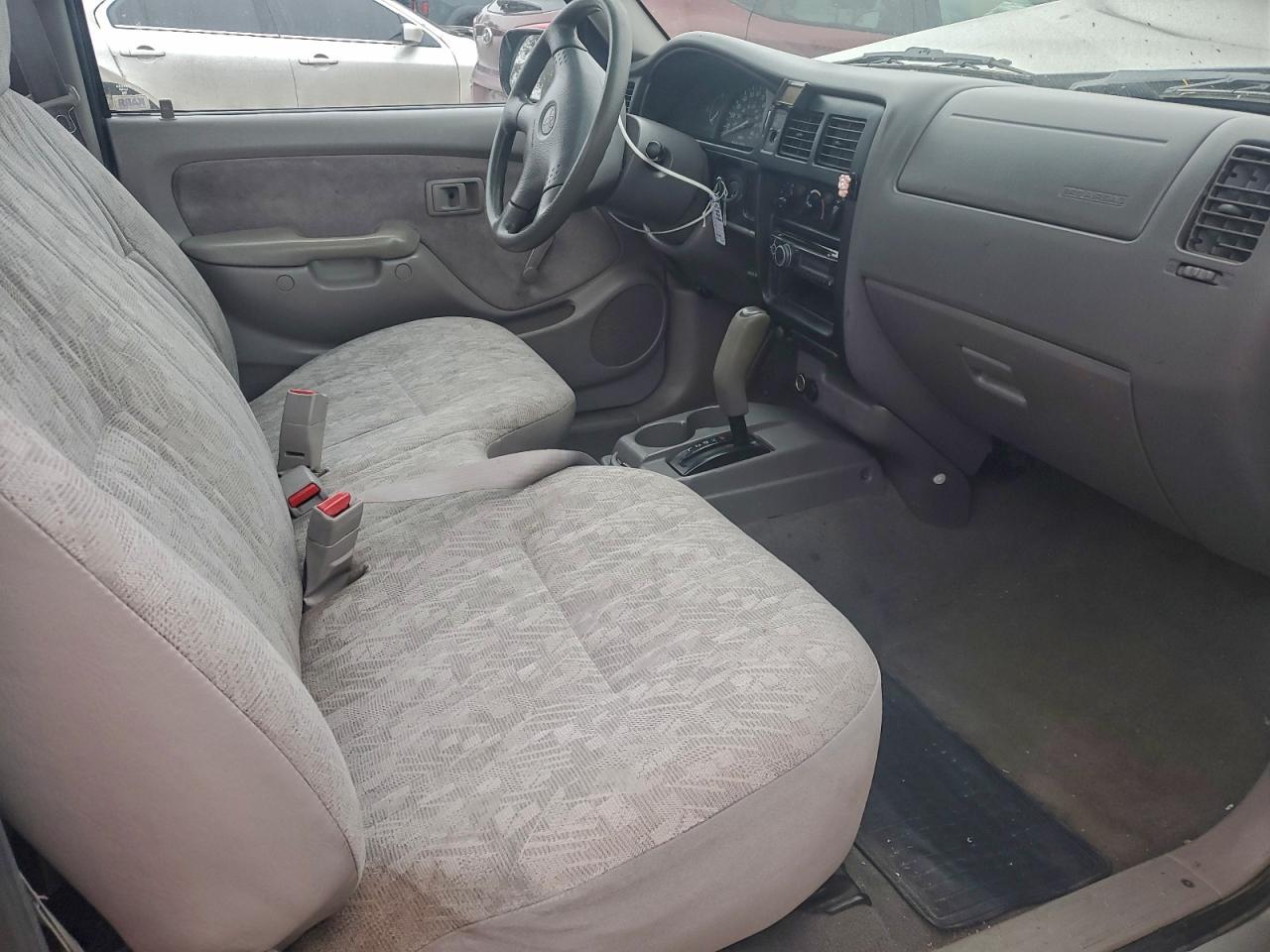 Toyota Tacoma Prerunner Image 10