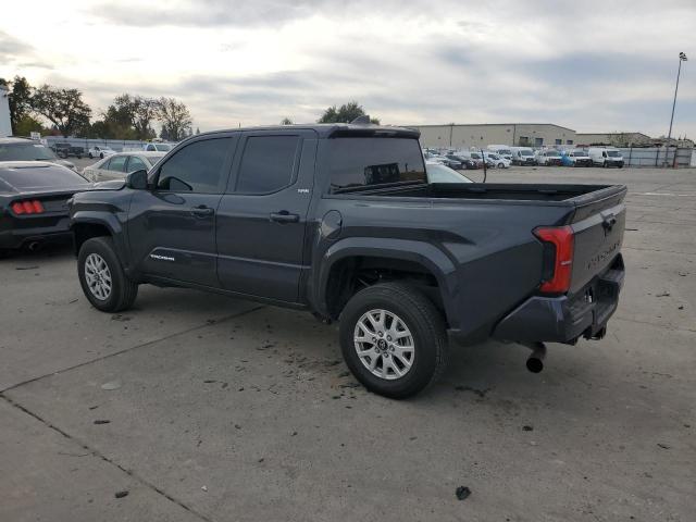 Toyota Tacoma Double Cab Image 2